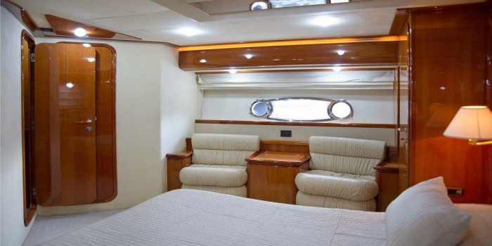 Pampero Ferretti 760